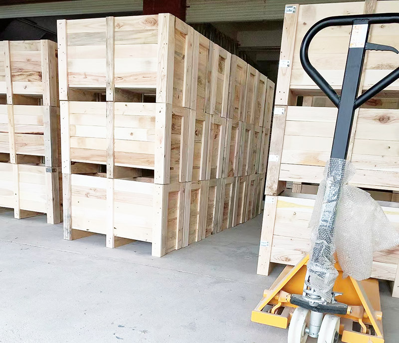 木箱、鋼帶箱、熏蒸木箱、出口木箱、大型木箱、復合木箱